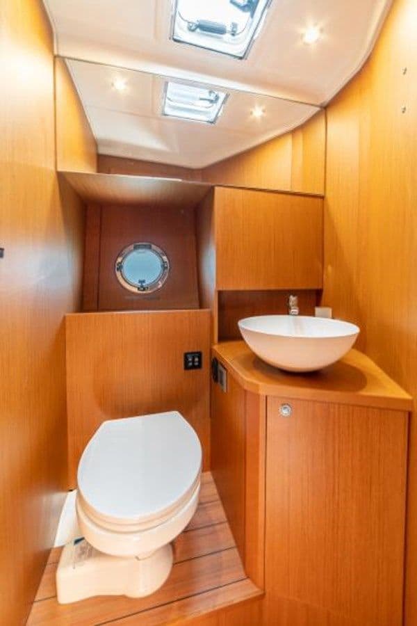 Купить яхту Sweet Bird 41 в Shestakov Yacht Sales