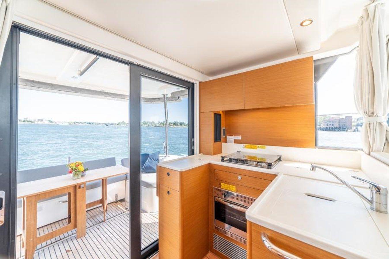 Купить яхту Sweet Bird 41 в Shestakov Yacht Sales