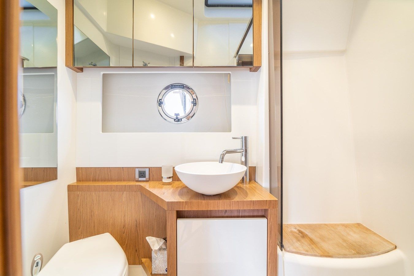 best yacht sales deals Carolina GRAN TURISMO 49