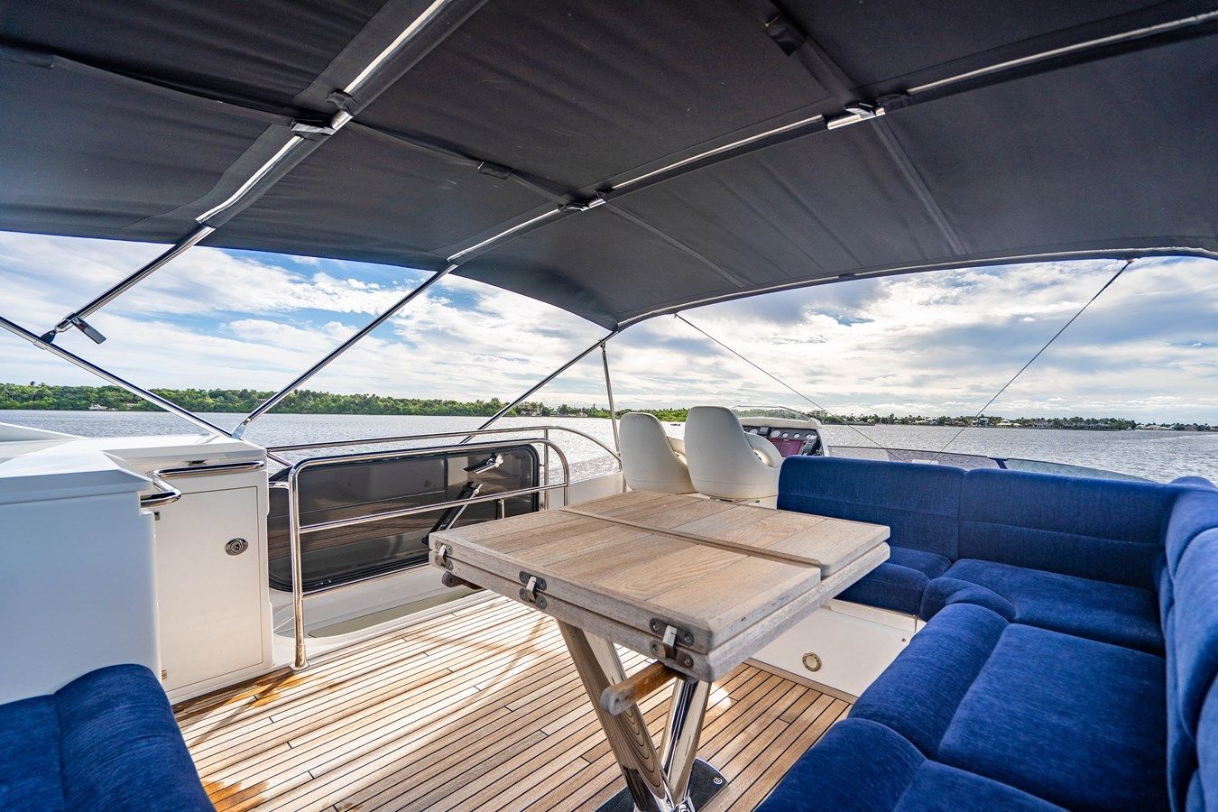 Buy a yacht Submarino