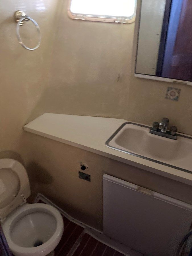 best yacht sales deals 46' Hatteras 1976 - Hatteras