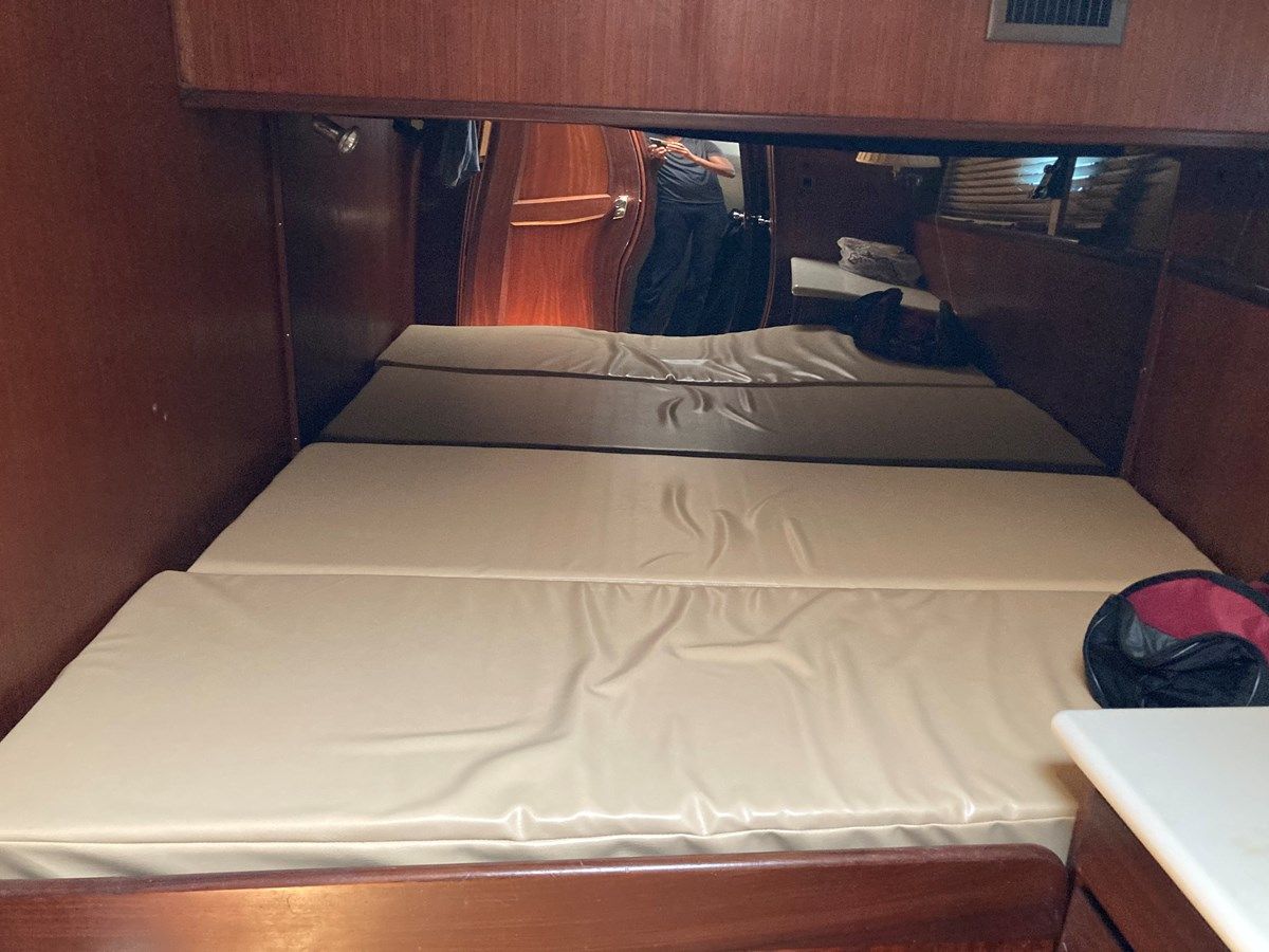 46' Hatteras 1976 46 price