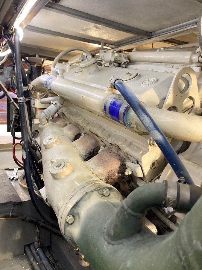 46' Hatteras 1976 46