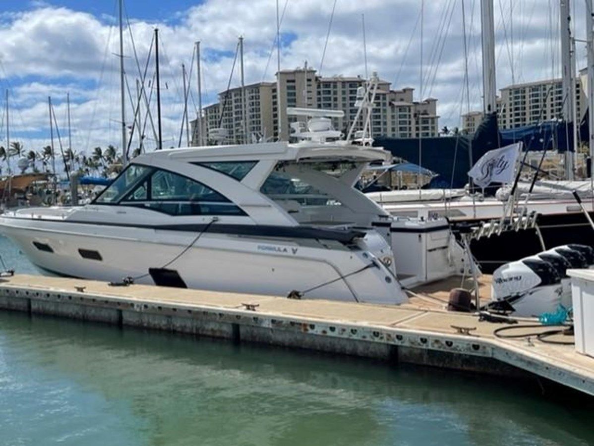 the best price on FORMULA 430 - Formula Boats