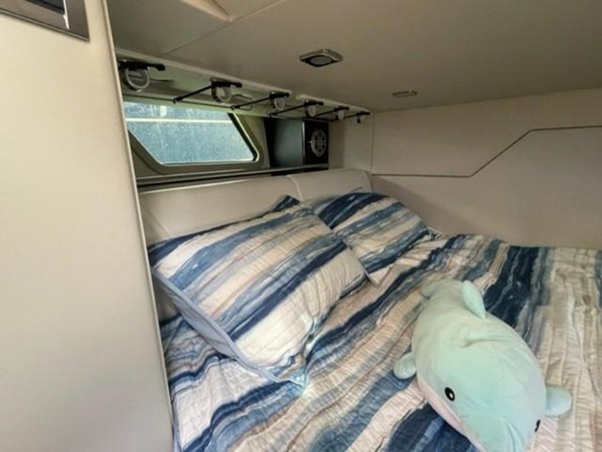 FORMULA 430 43 yacht sale