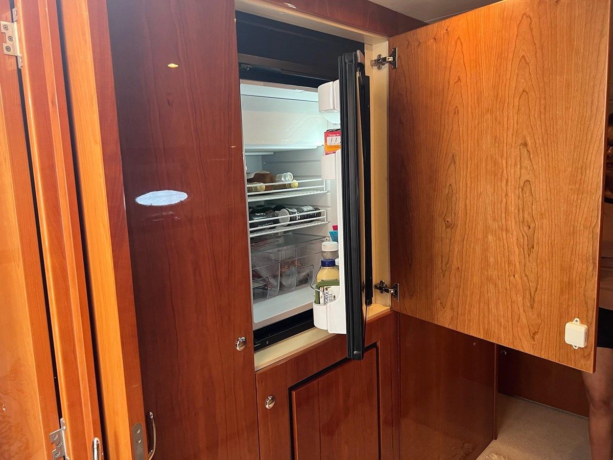 Buy a IMAGINE - RIVIERA AUSTRALIA at Shestakov Yacht Sales