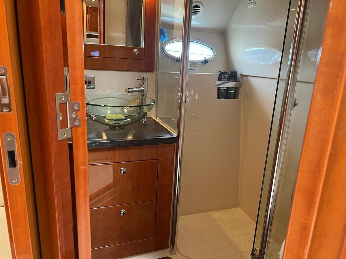 best yacht sales deals IMAGINE - RIVIERA AUSTRALIA