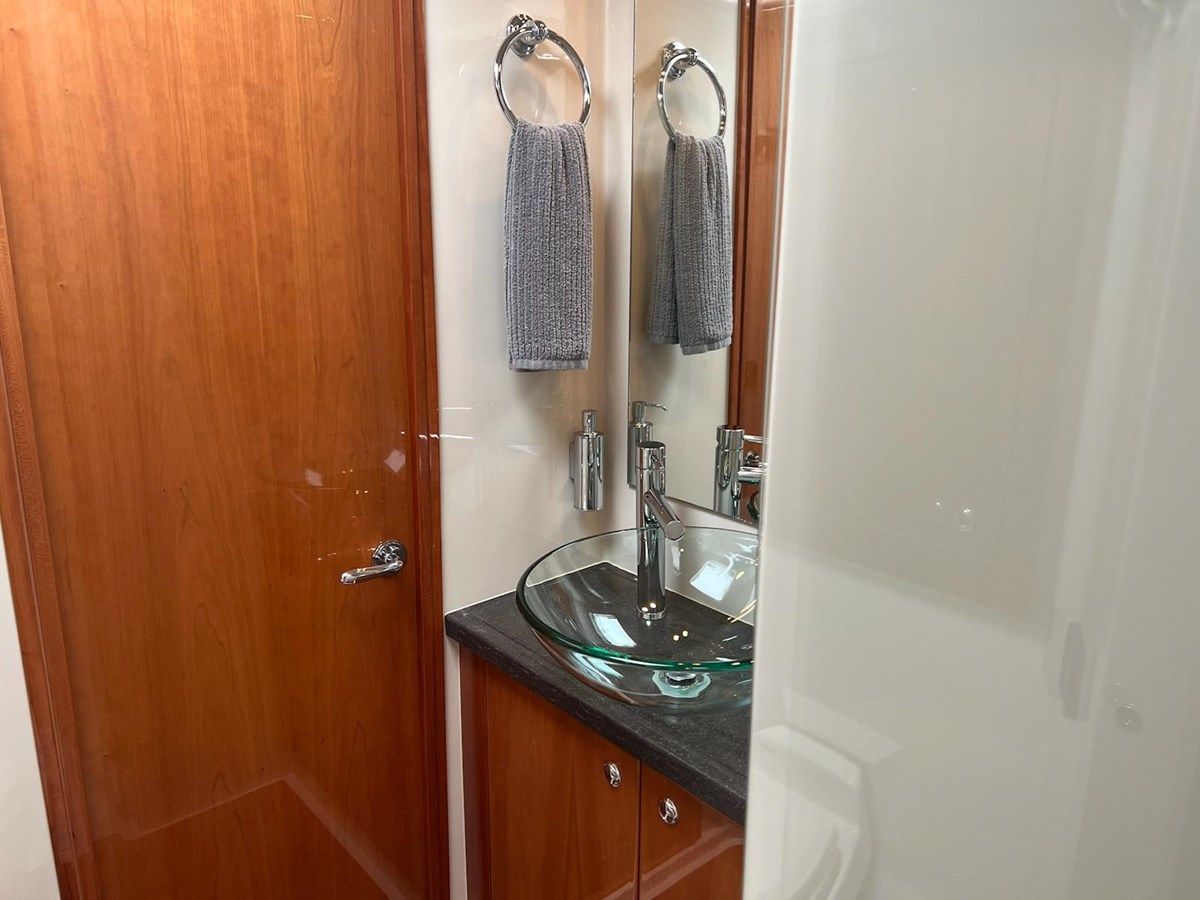 Buy a IMAGINE - RIVIERA AUSTRALIA at Shestakov Yacht Sales