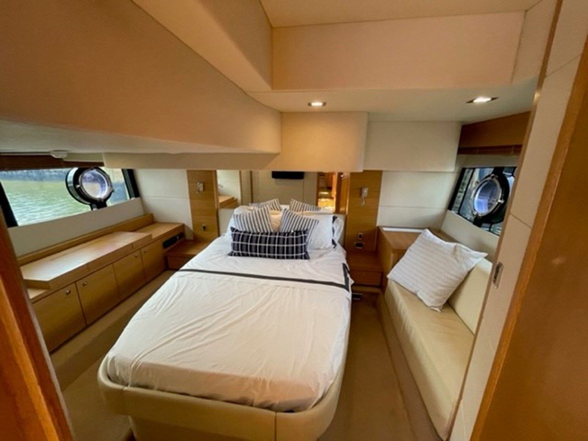 Купить яхту Shared Custody - Sunseeker в Shestakov Yacht Sales