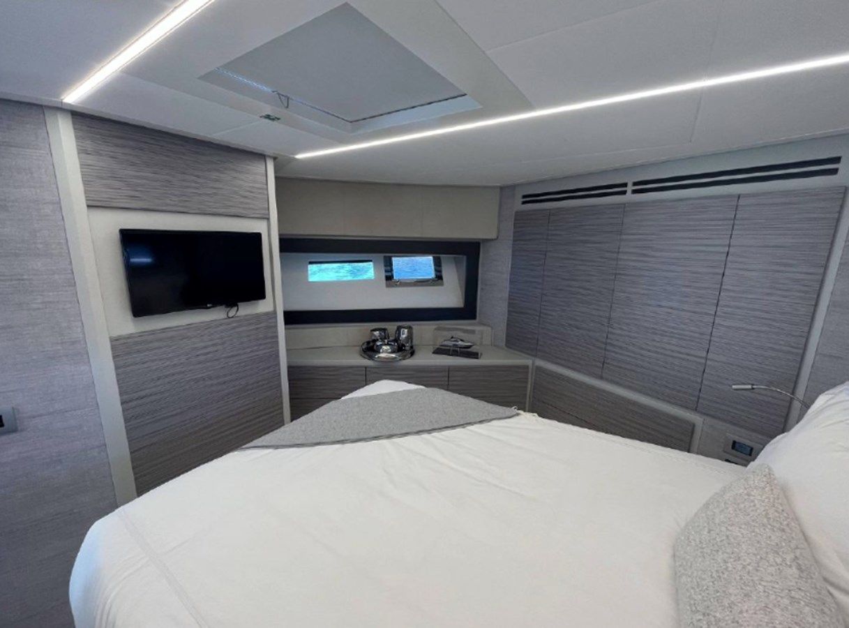 Лучшие предложения покупки яхты Silver Fox - PERSHING