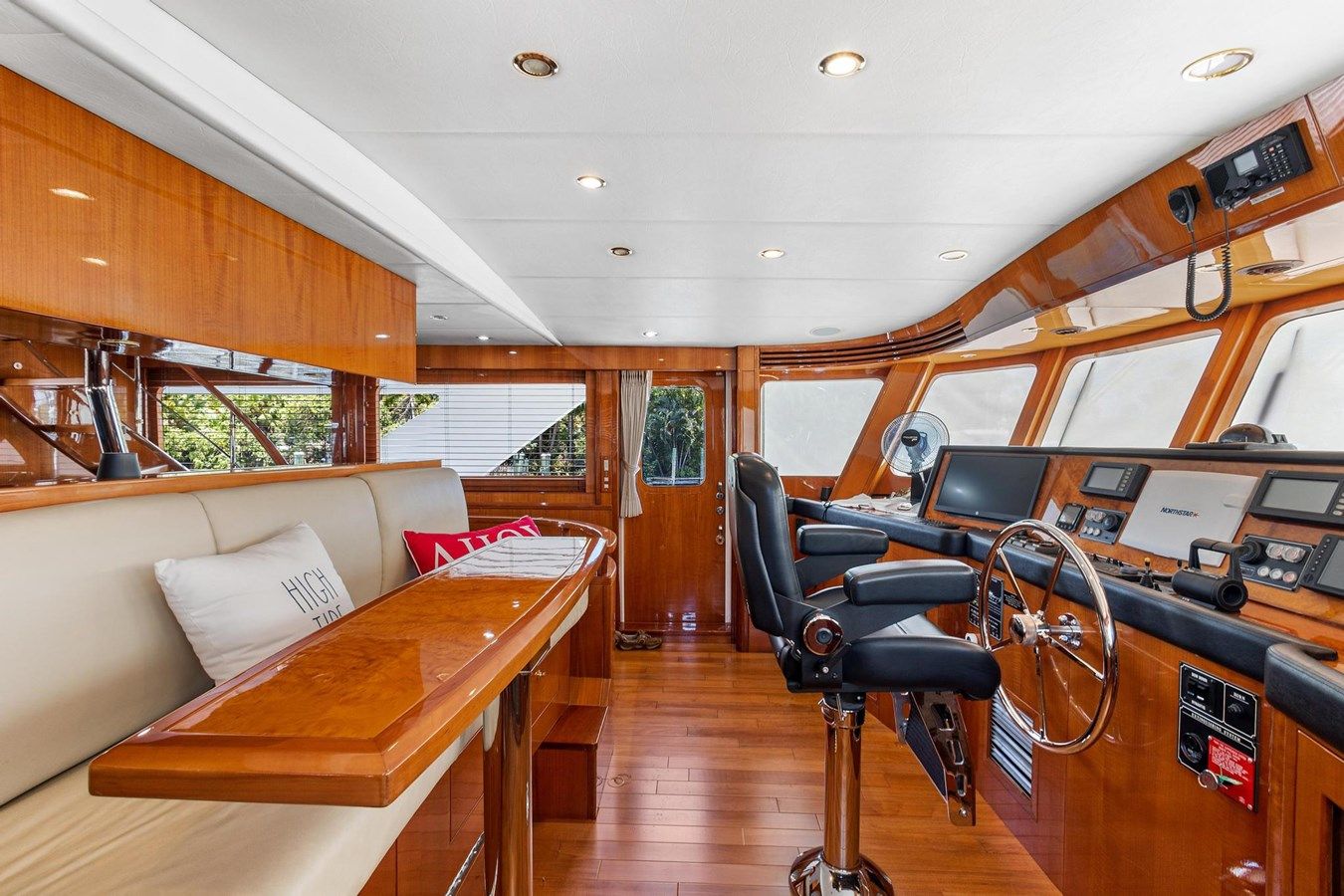 Buy a JEF82110L506 Starship Pilothouse at Shestakov Yacht Sales