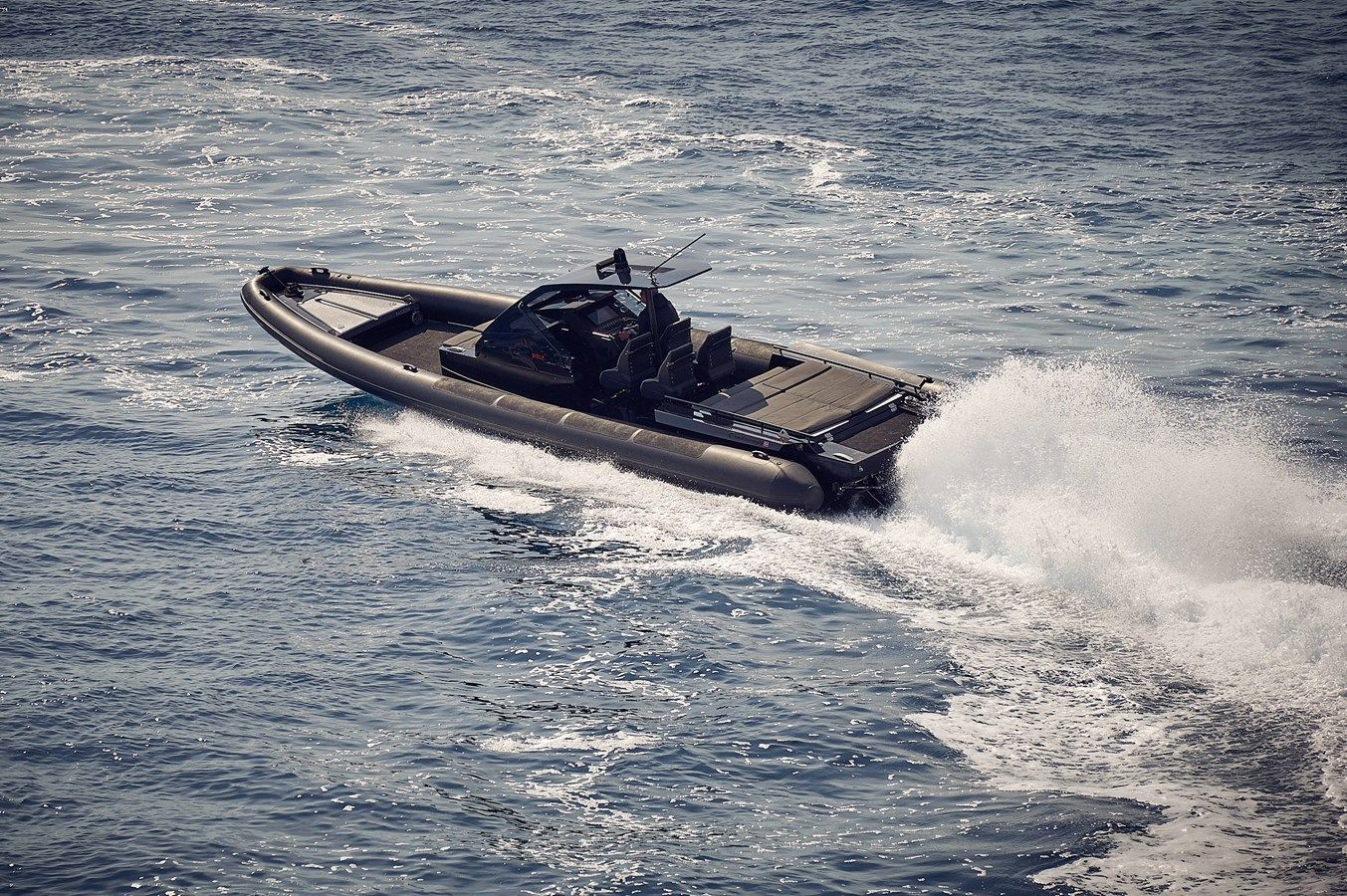 Buy a yacht GOLDFISH 38 SUPERSPORT 38 SuperSport No. 009