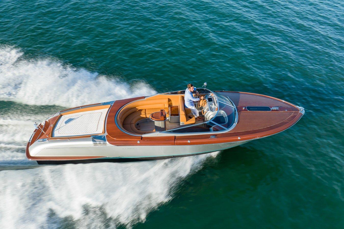 Buy a yacht Mia Mia 2020