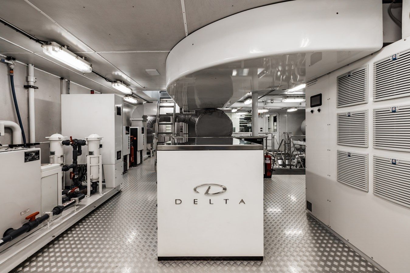 Лучшая цена на LAUREL - Delta