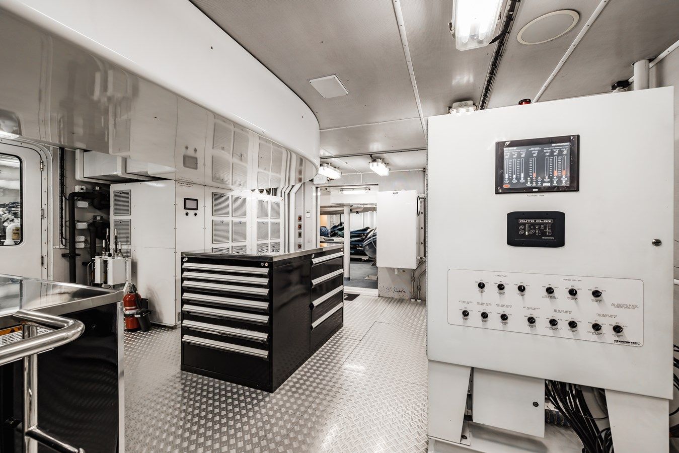 Стоимость яхты LAUREL 240