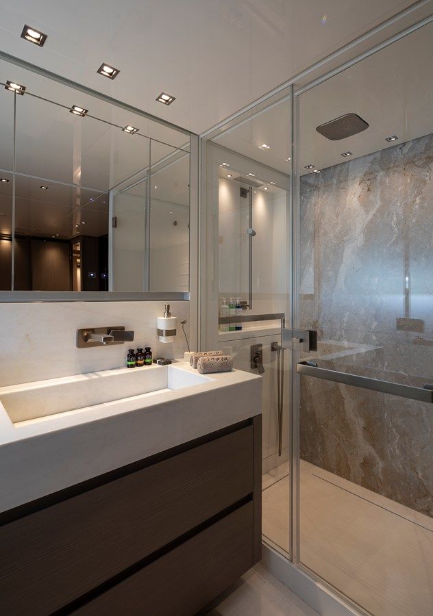 Купить яхту Dinaia SAN LORENZO SL 106 105 в Shestakov Yacht Sales