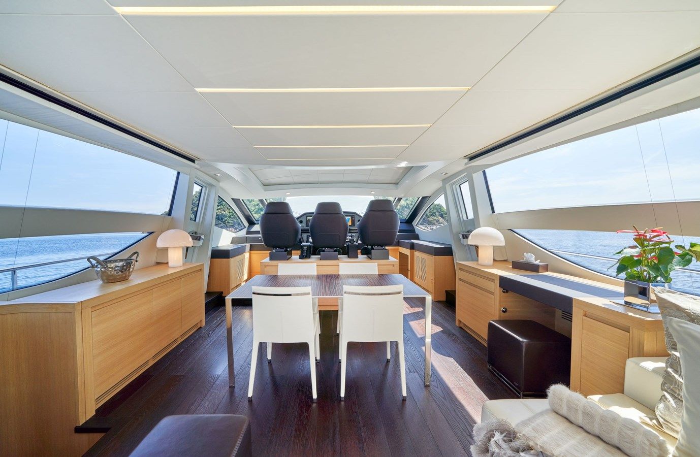 HIT - PERSHING yacht sale