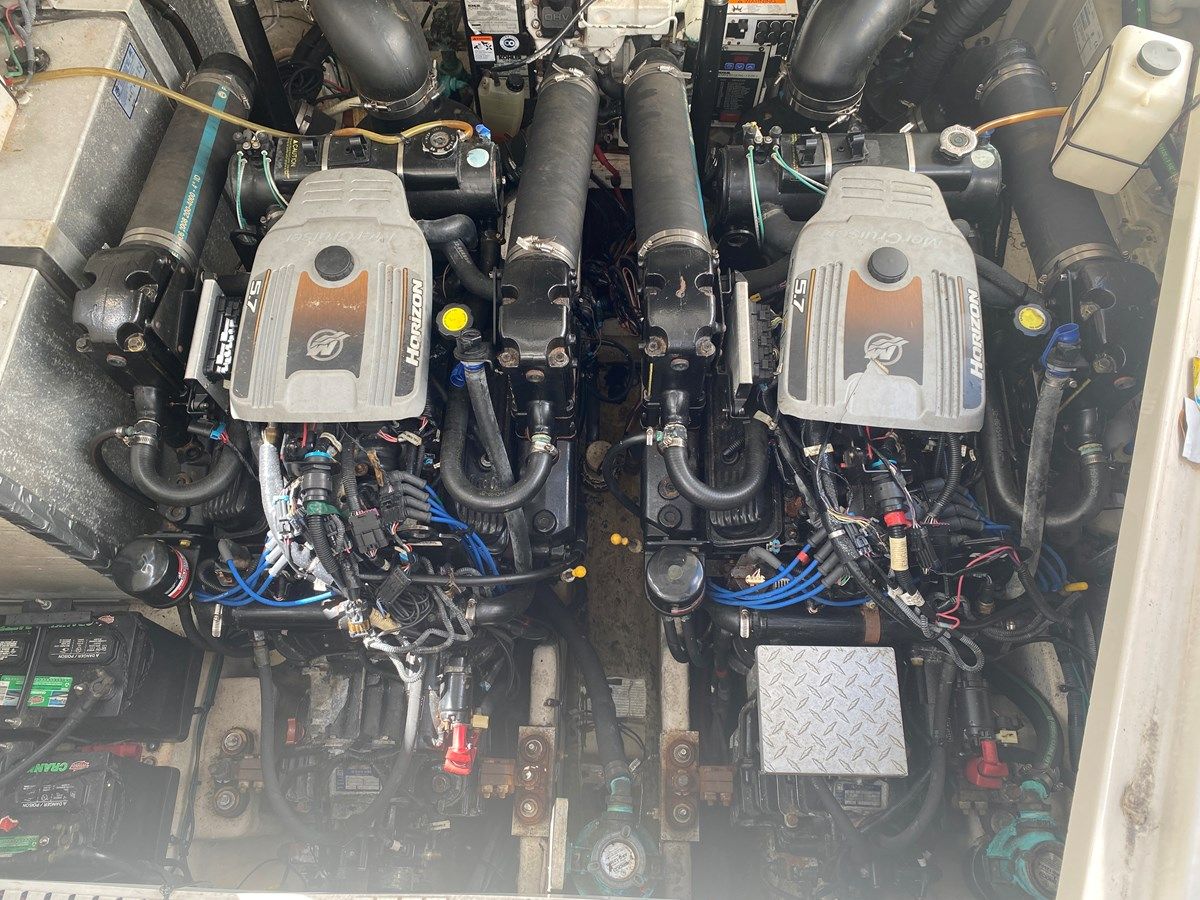 Лучшие предложения покупки яхты 2009 SEA RAY 310 SUNDANCER 2009