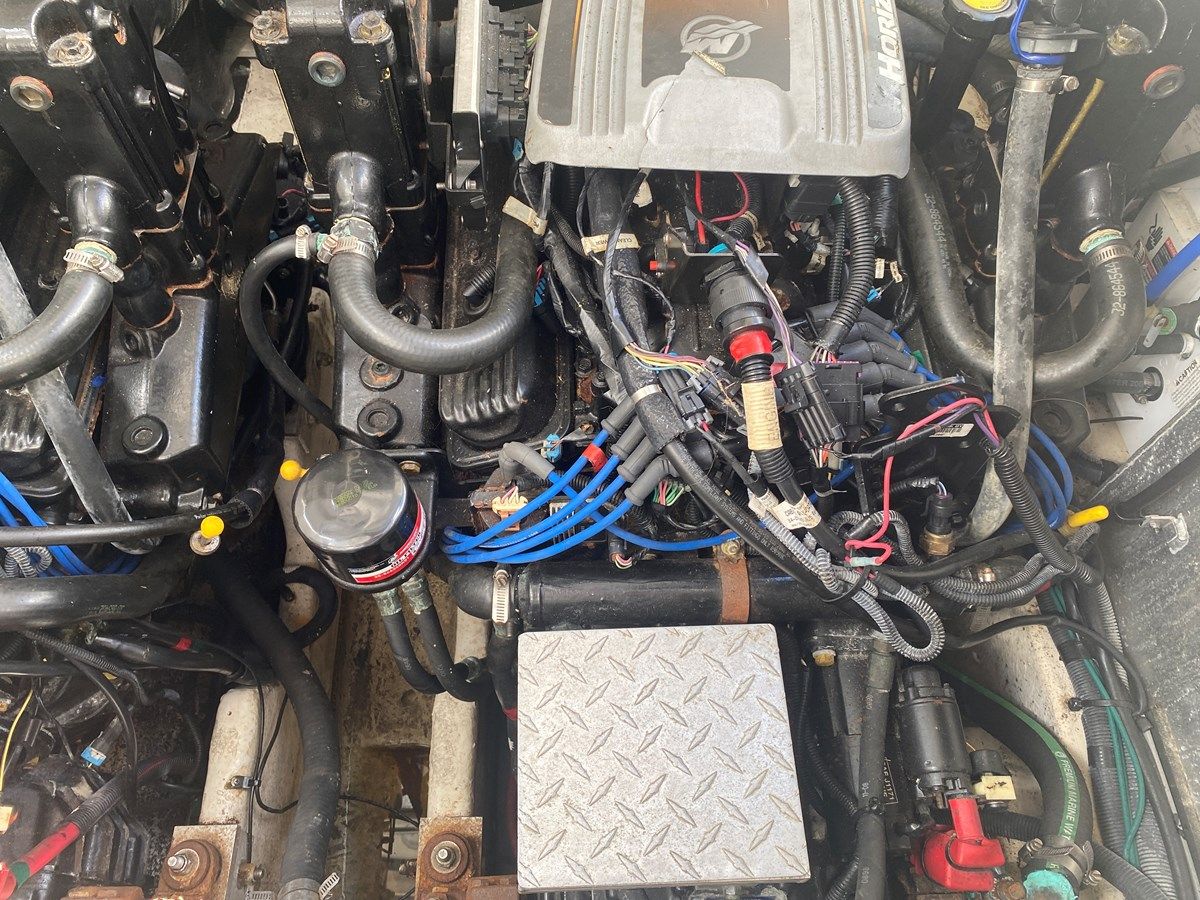 Продажа яхты 2009 SEA RAY 310 SUNDANCER 310 SUNDANCER