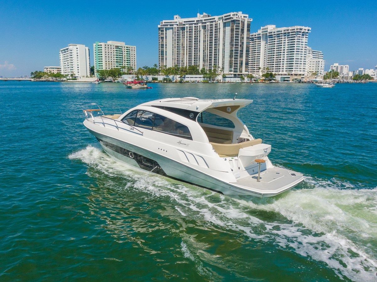 the best price on Hanover 375 - HANOVER YACHTS
