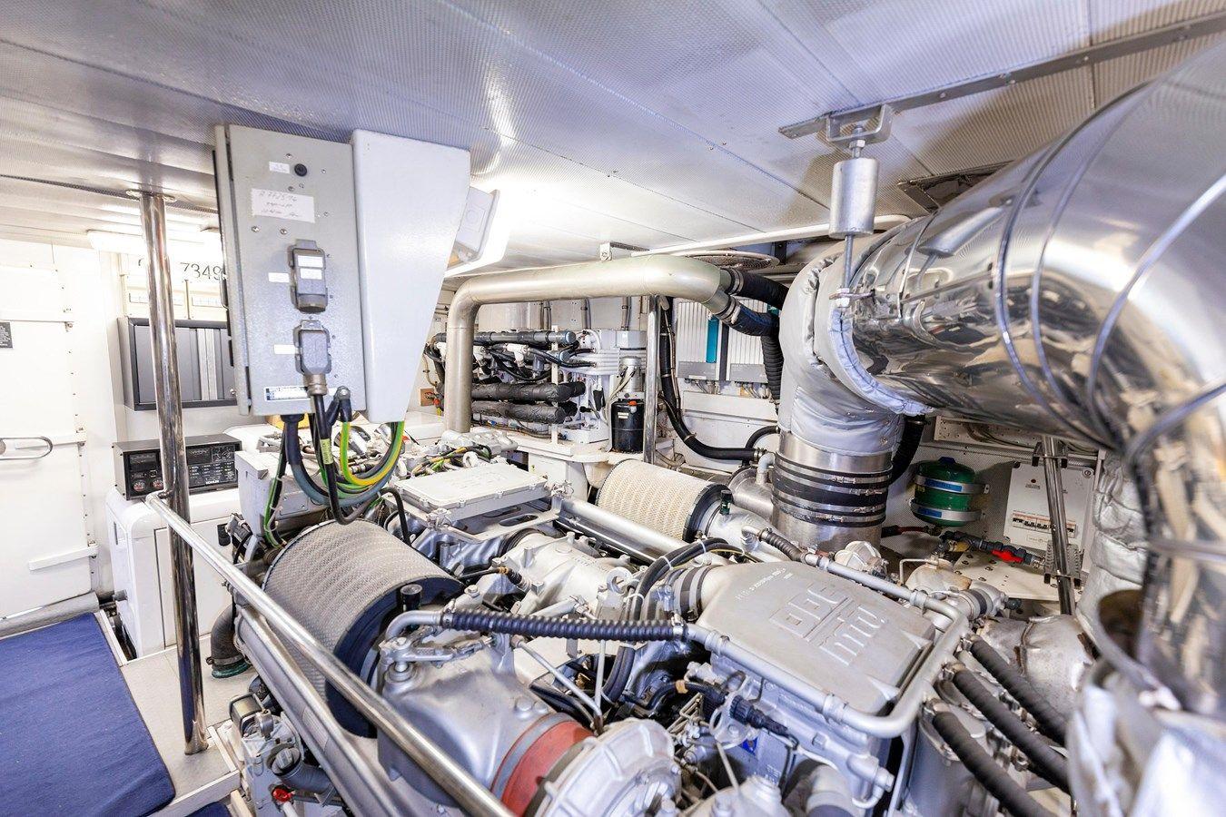 STAMOS BIEN - Maiora