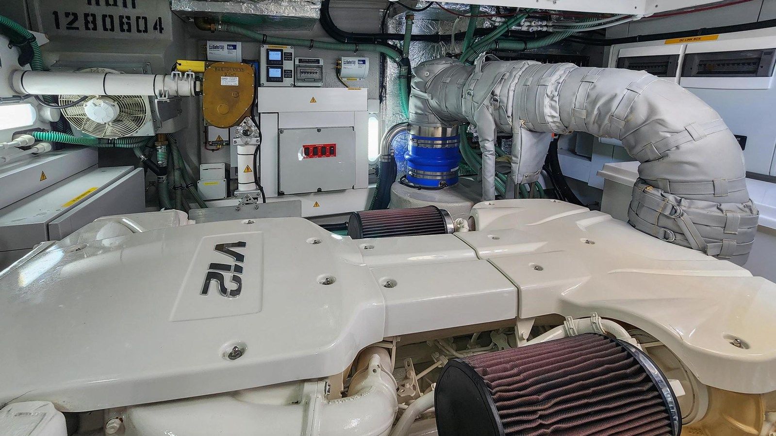 Стоимость яхты Jolly Rogers Predator 68