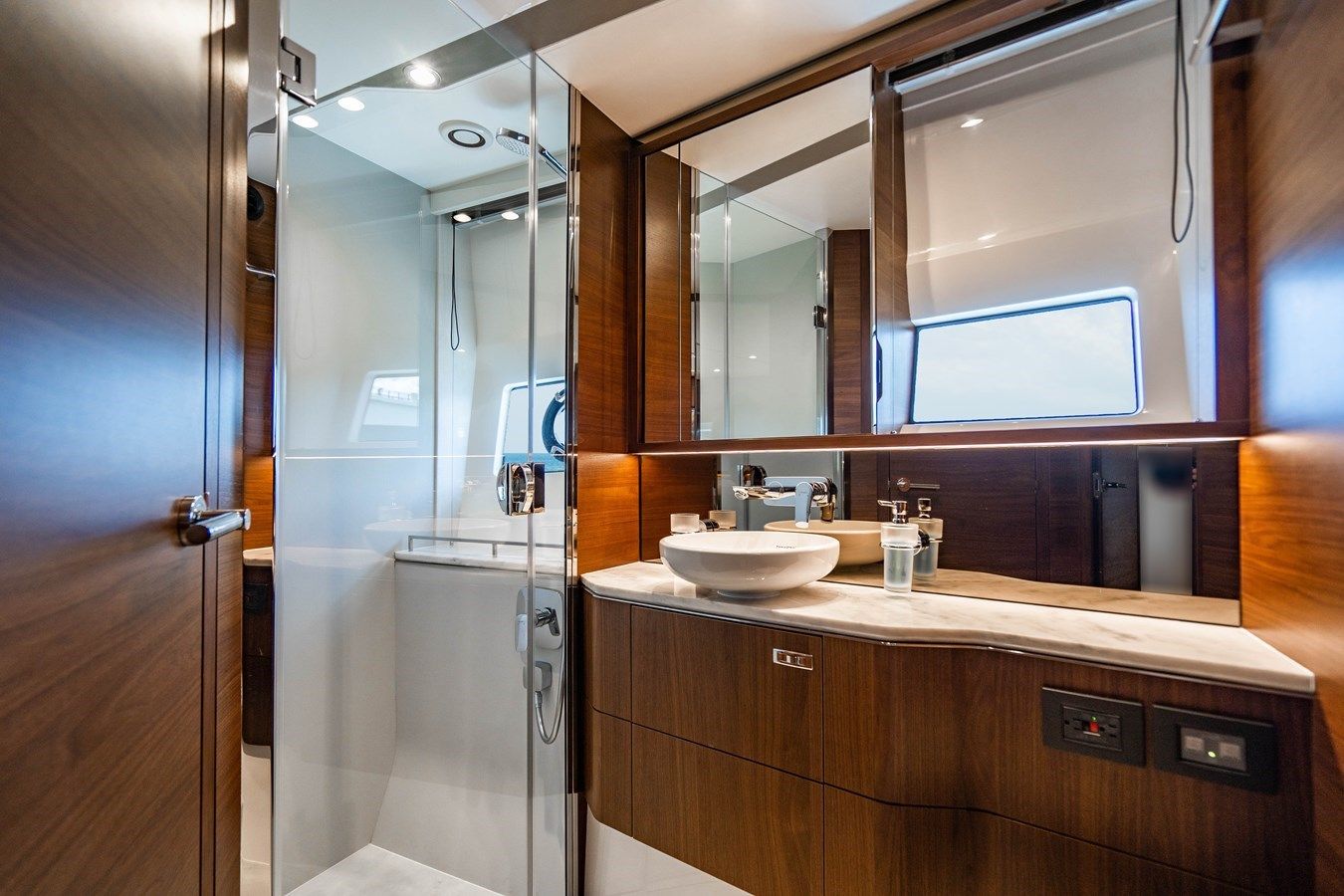 best yacht sales deals Chaos 60