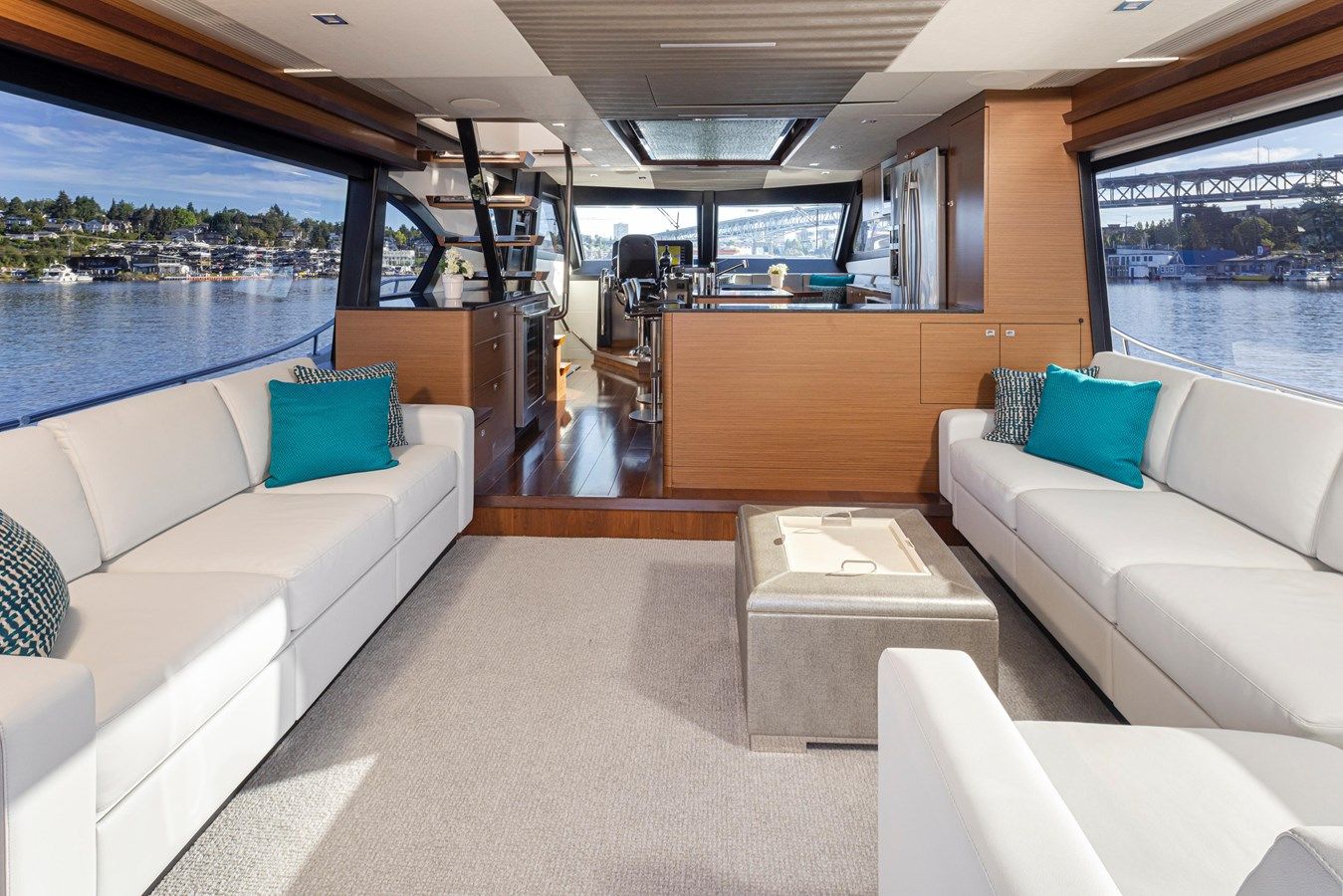 best yacht sales deals Liv Mas 2017