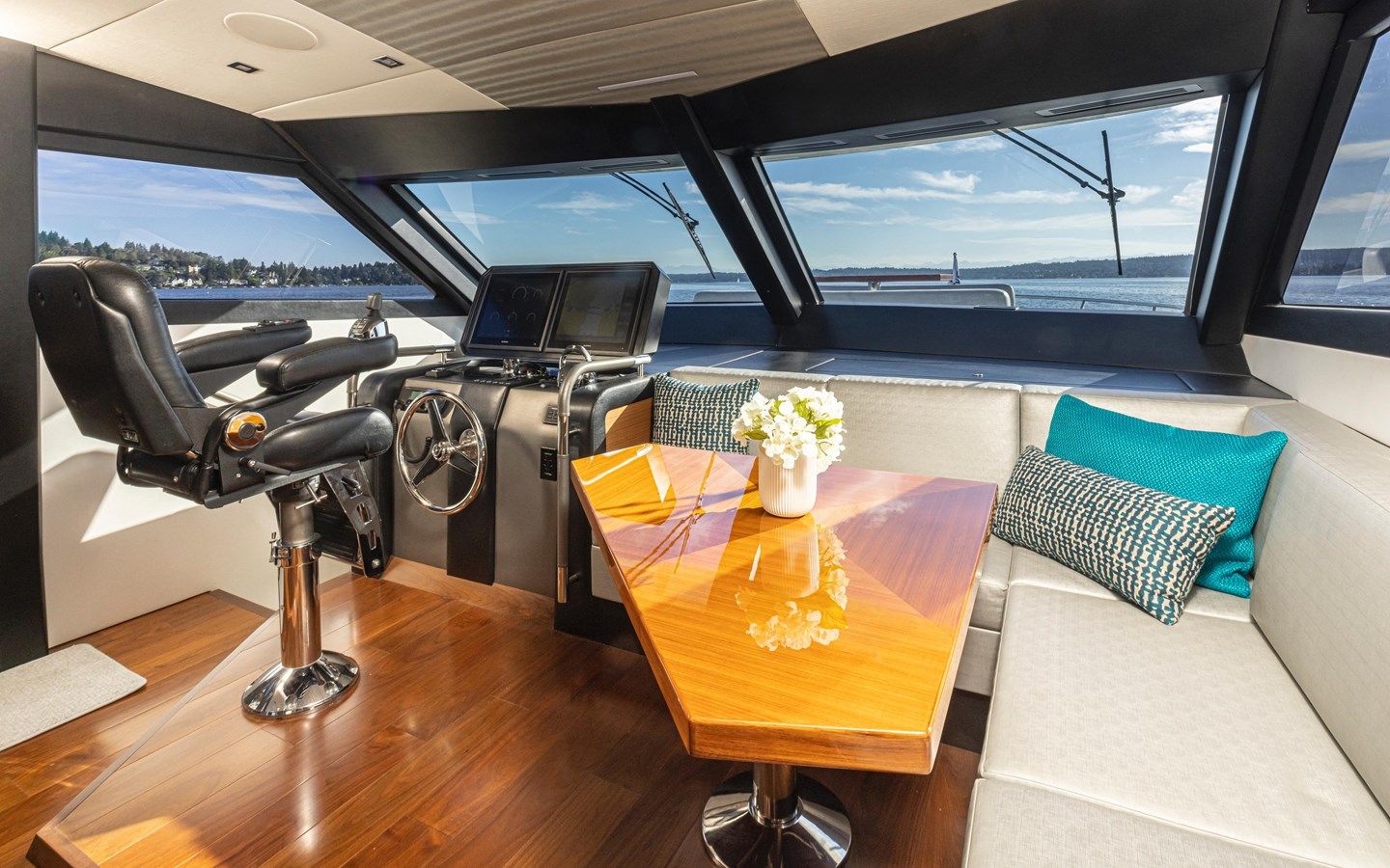 best yacht sales deals Liv Mas