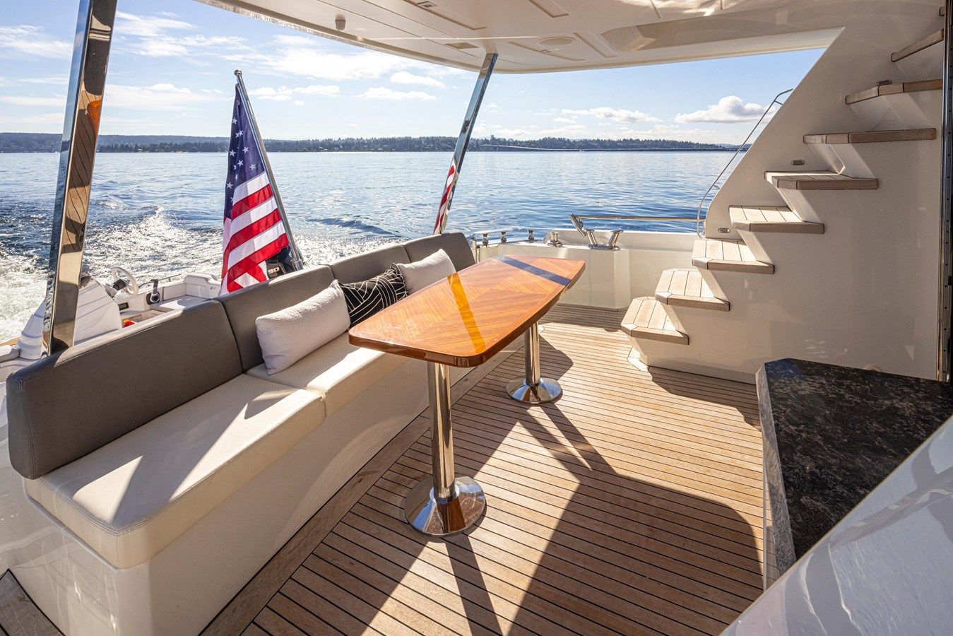 Buy a Liv Mas - Ocean Alexander at Shestakov Yacht Sales