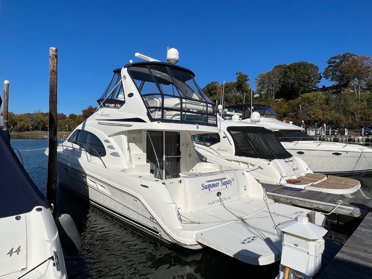 Buy a SUMMER SANITY VI - SEA RAY at Shestakov Yacht Sales
