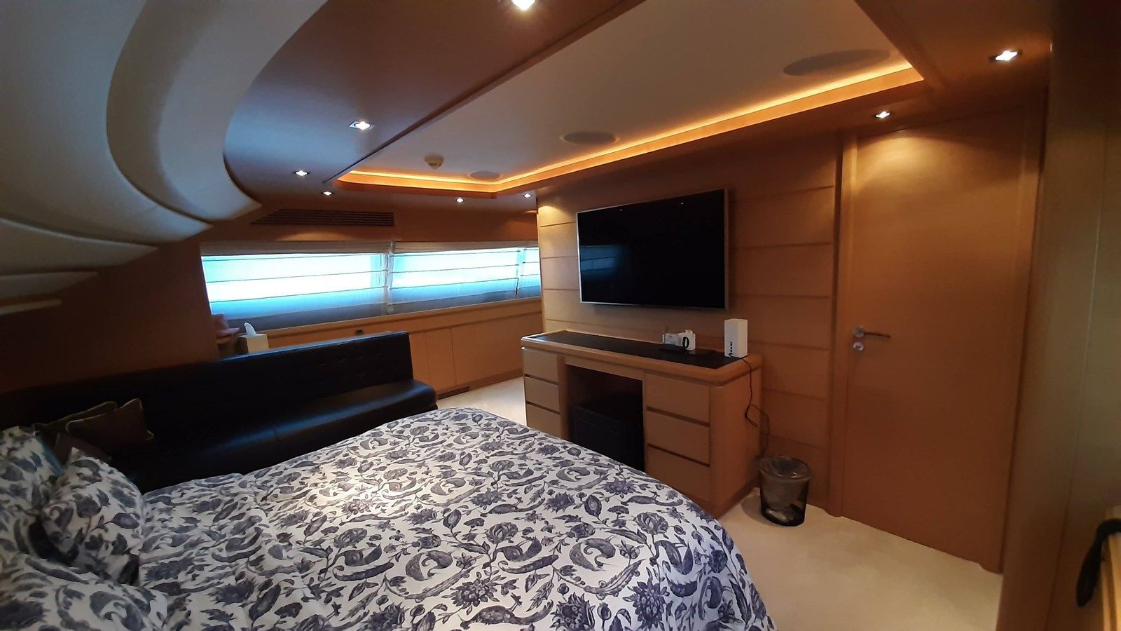 OKAMI - Ferretti Yachts price