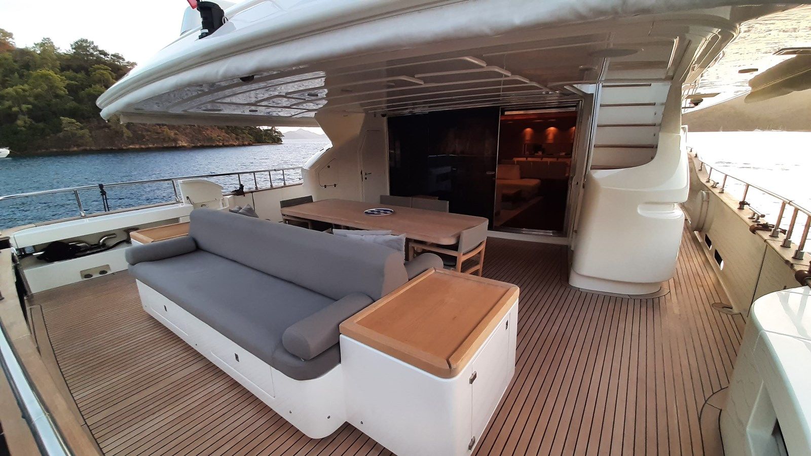 Buy a yacht OKAMI - Ferretti Yachts