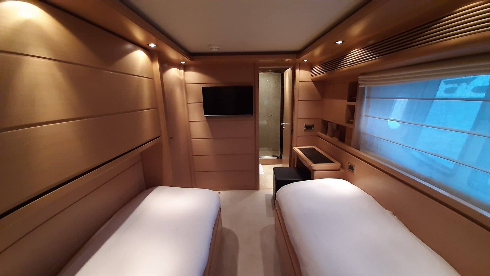 OKAMI - Ferretti Yachts price