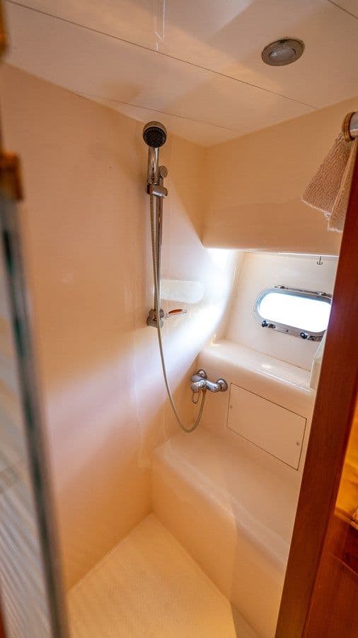 Стоимость яхты UNBRIDLED - Horizon Yachts