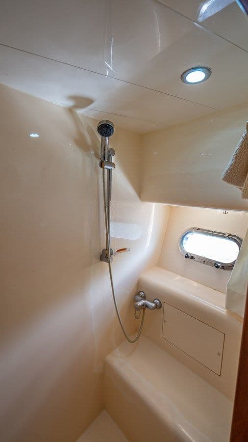 Купить яхту UNBRIDLED 64 в Shestakov Yacht Sales