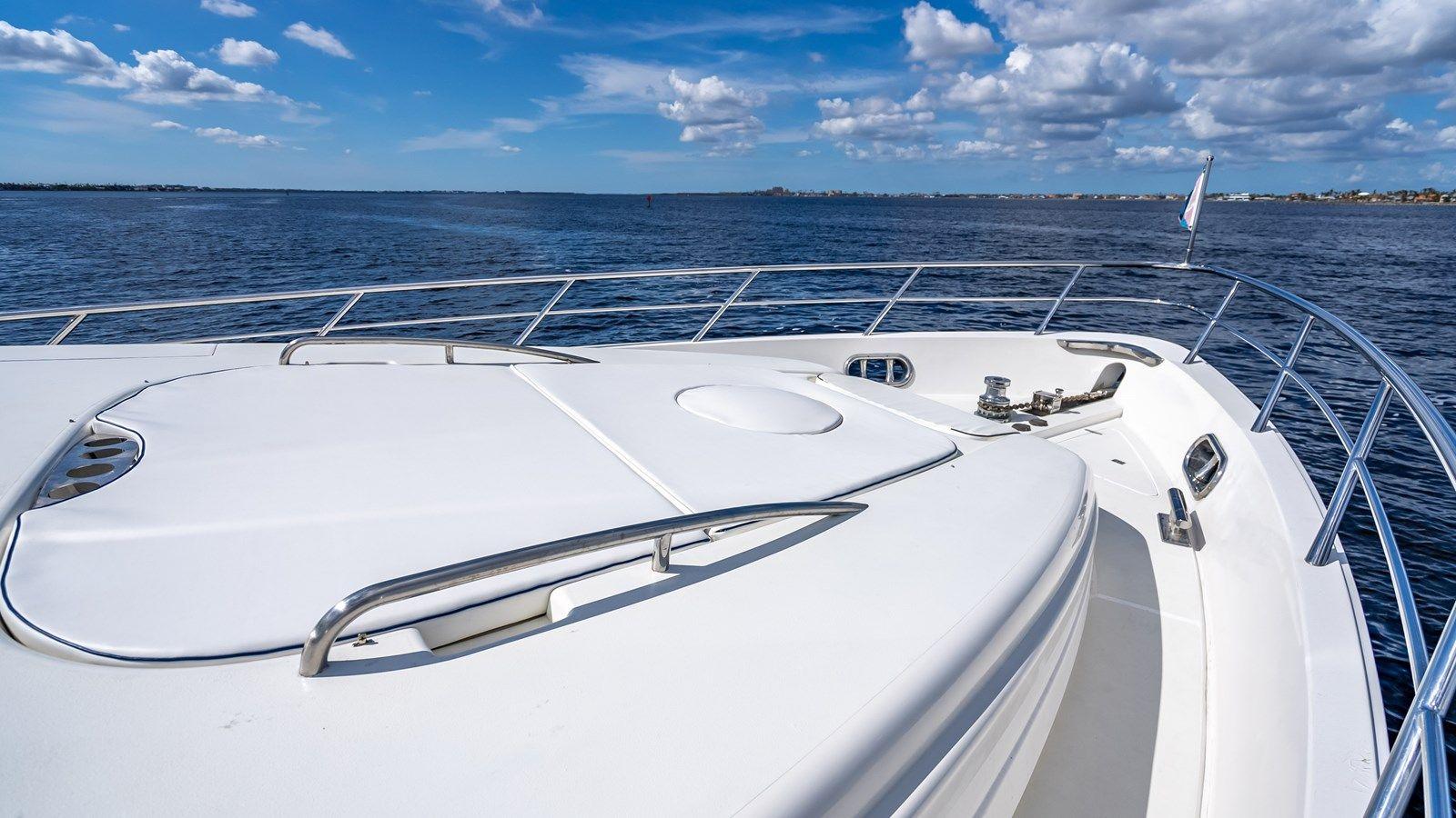 UNBRIDLED - Horizon Yachts