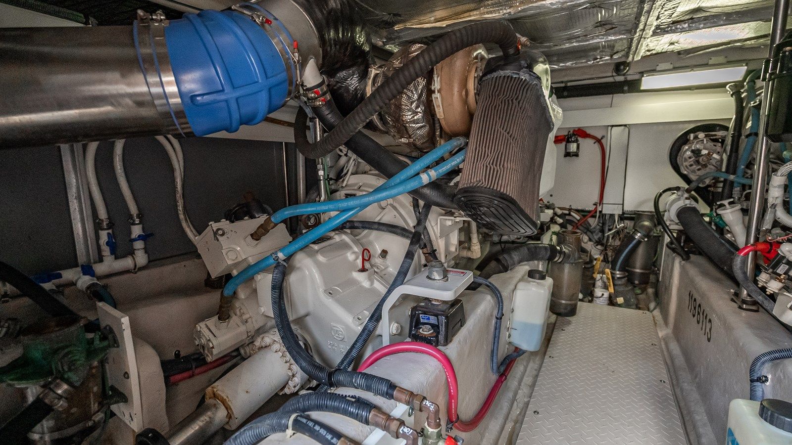 Лучшая цена на VALSSI - SEA RAY