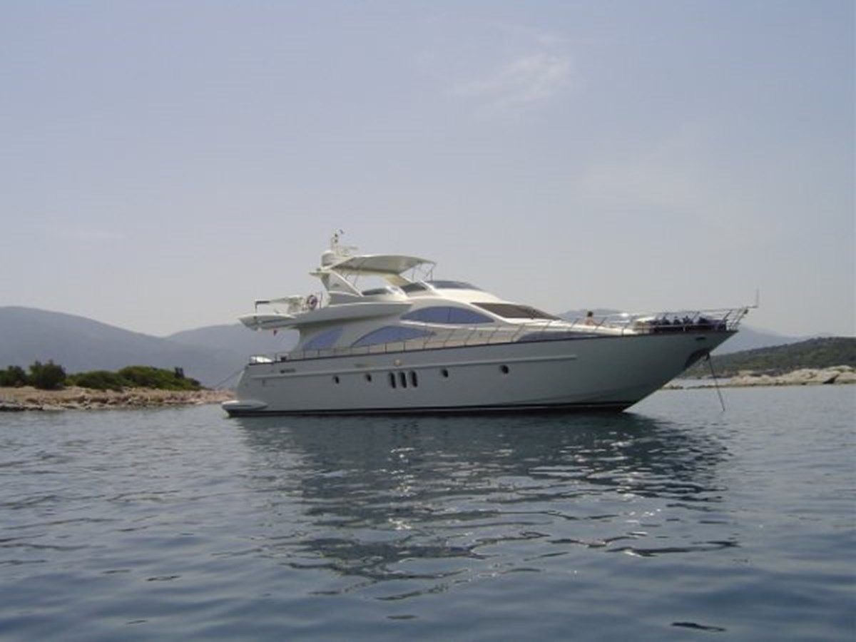 Buy a yacht FREE SPIRIT 2002