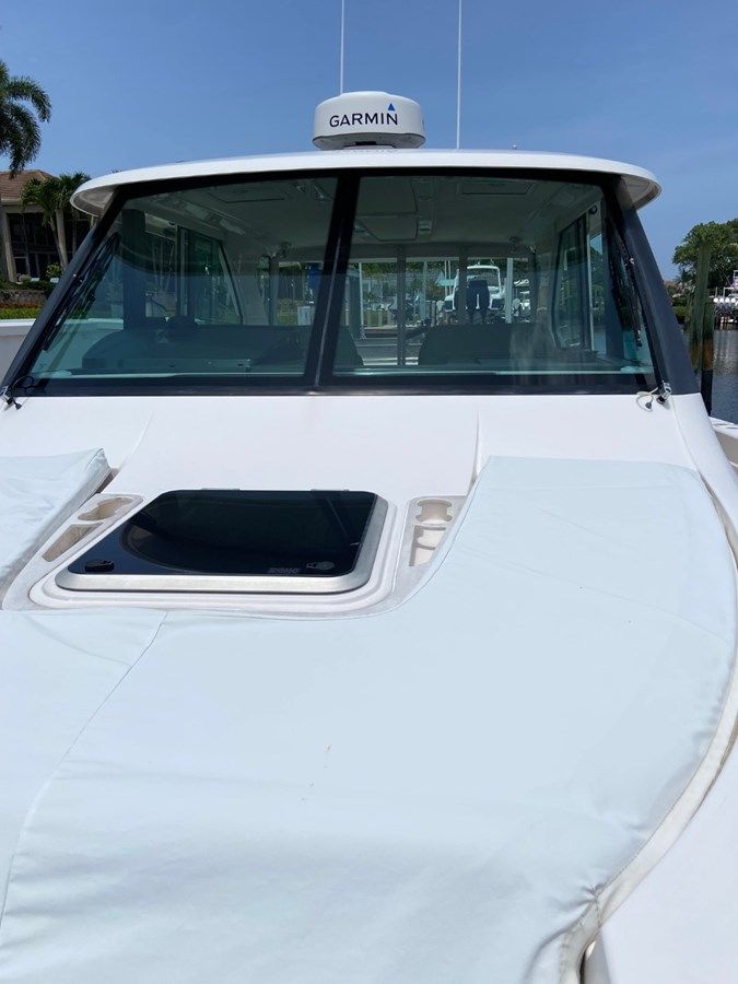 Buy a yacht OSPREY Q44