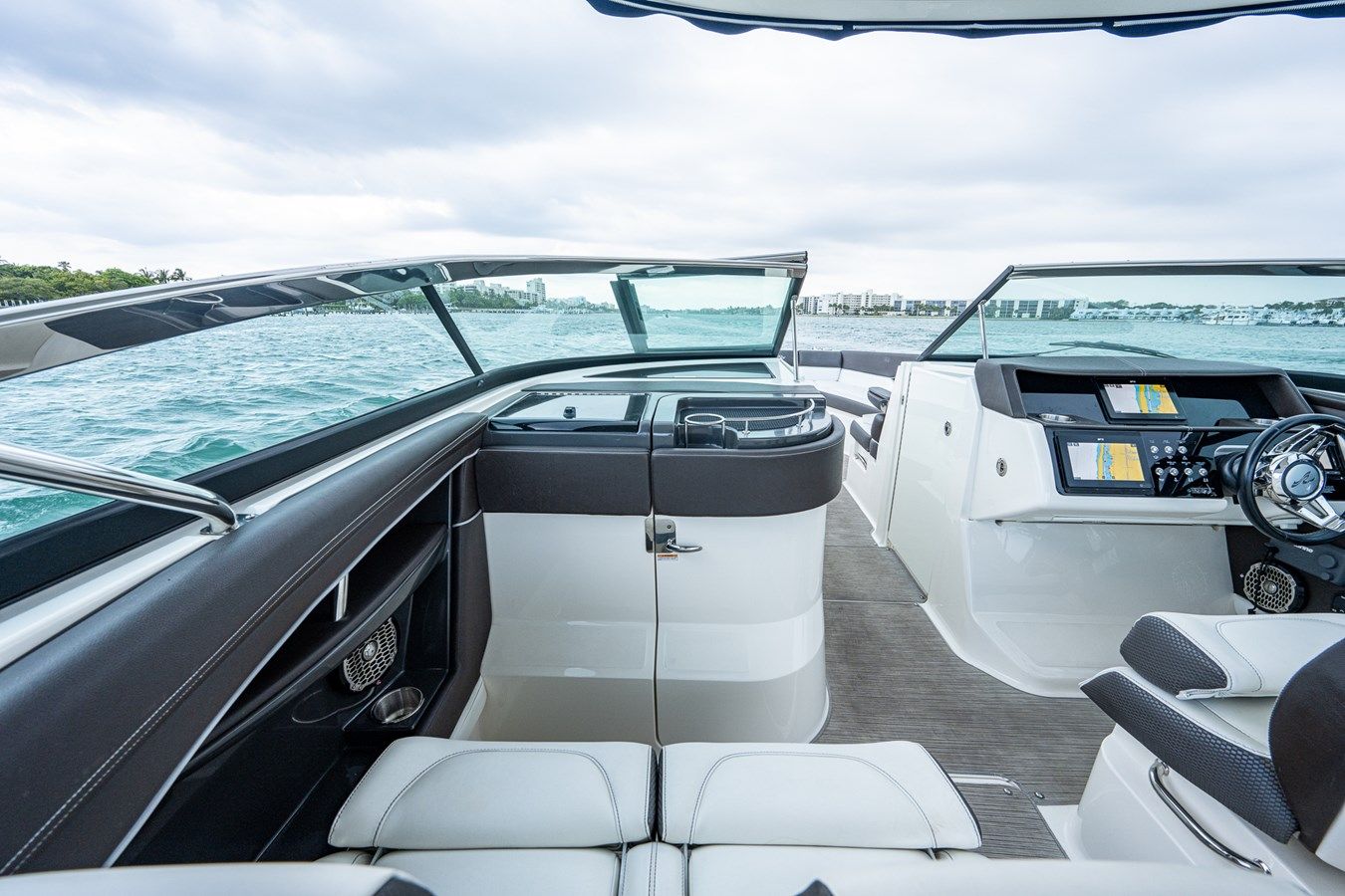 best yacht sales deals Irish Eyes III - SEA RAY