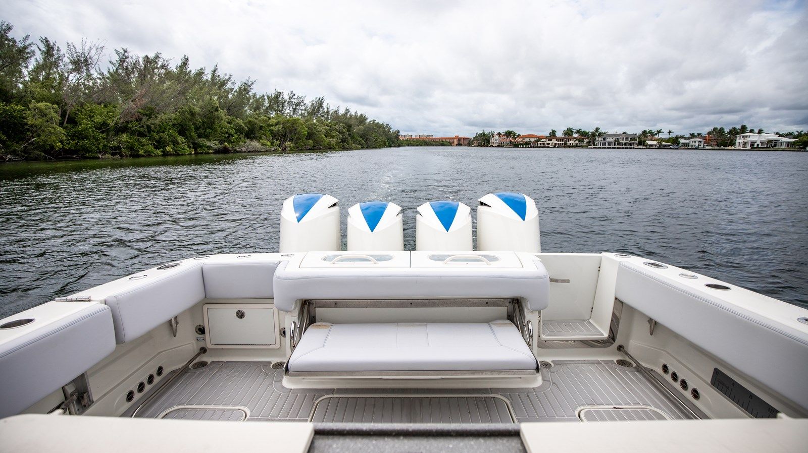 best yacht sales deals 4200 Siesta 2017