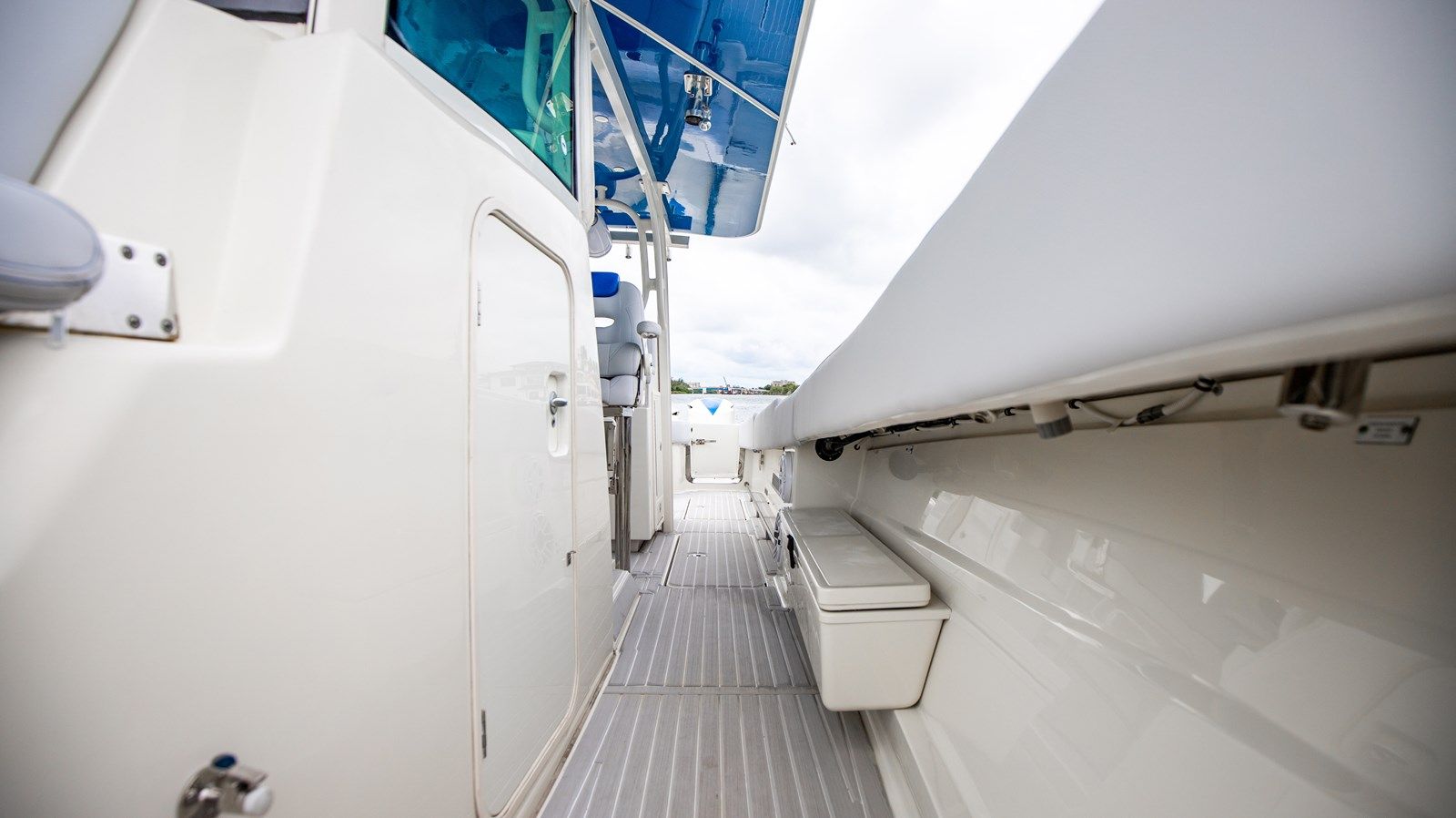 Buy a 4200 Siesta 42 at Shestakov Yacht Sales