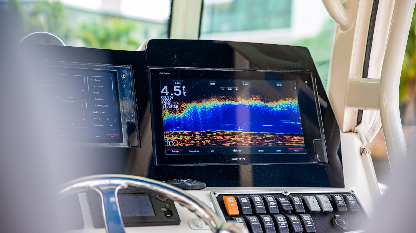 best yacht sales deals 4200 Siesta