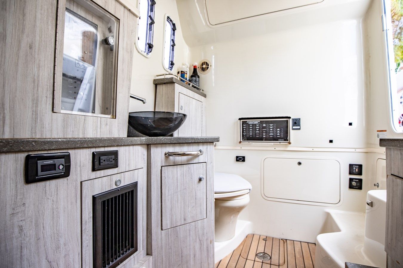 the best price on 4200 Siesta - HYDRA-SPORTS