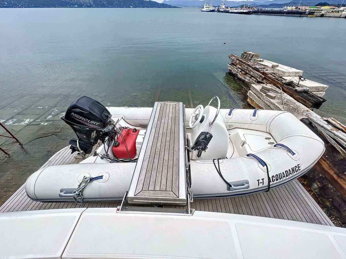 Продажа яхты Acquadance - UNIESSE