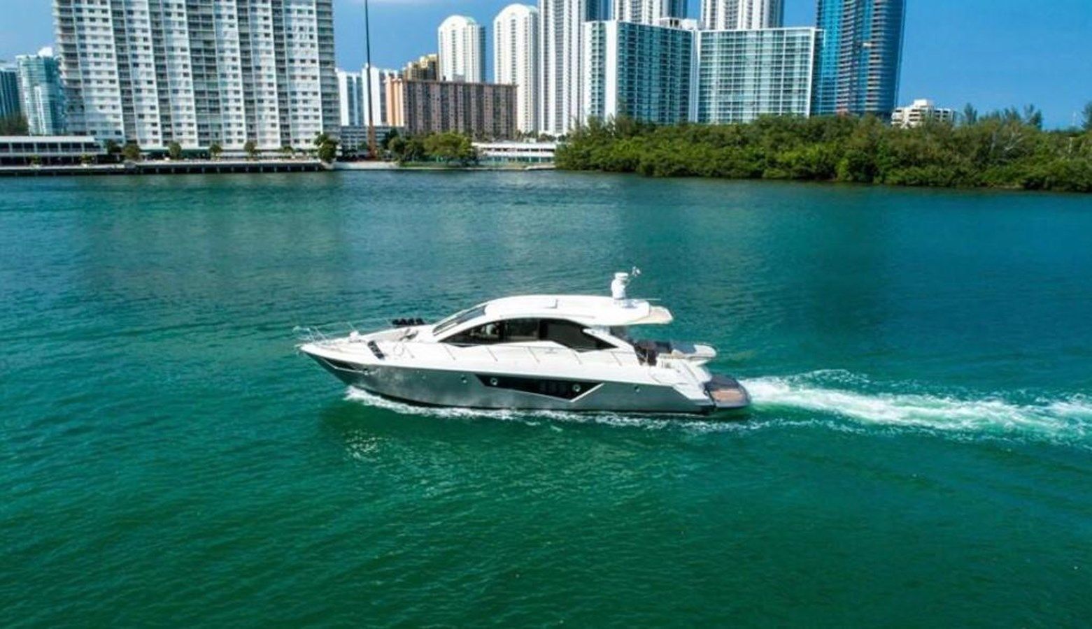 INFINITO yacht sale