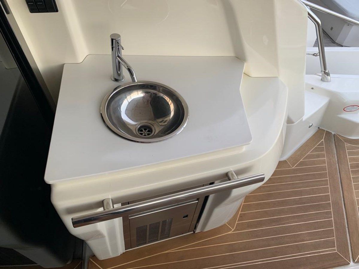 Buy a yacht INFINITO 2013