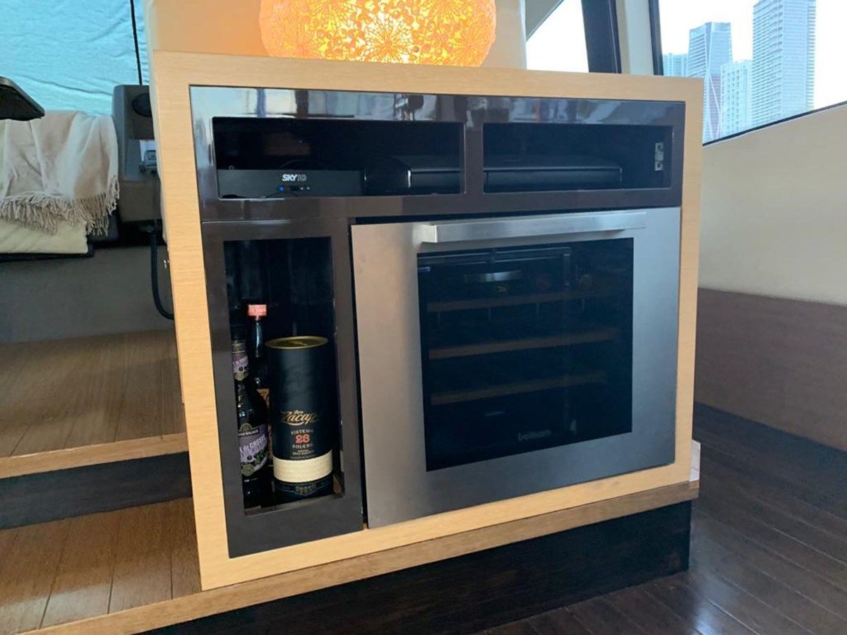 Buy a yacht INFINITO 58