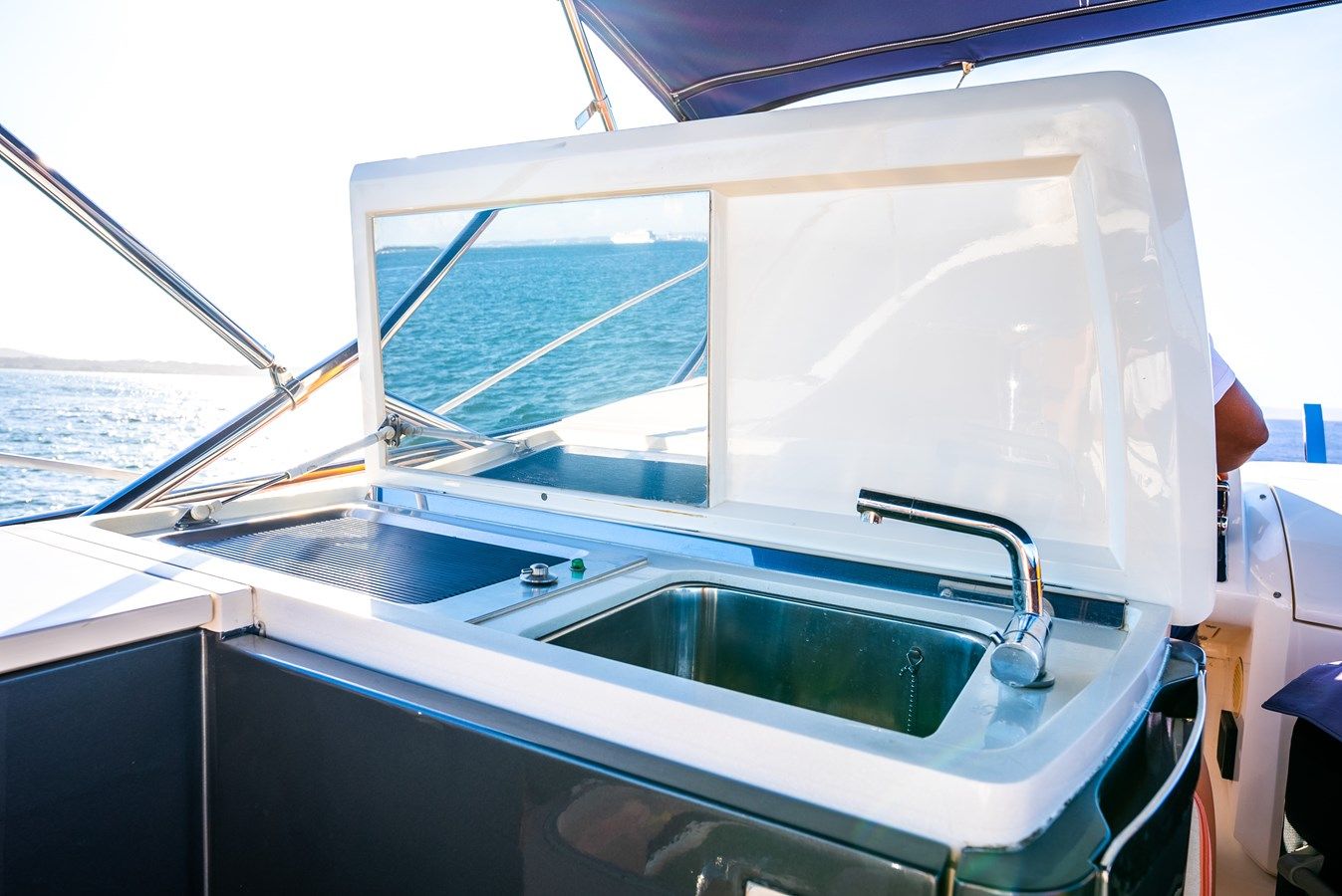 Buy a yacht FRIENDS - PRINCESS